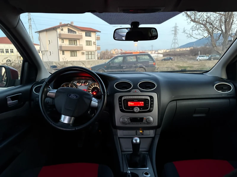 Ford Focus 1.8td 125 ps, снимка 15 - Автомобили и джипове - 45402913