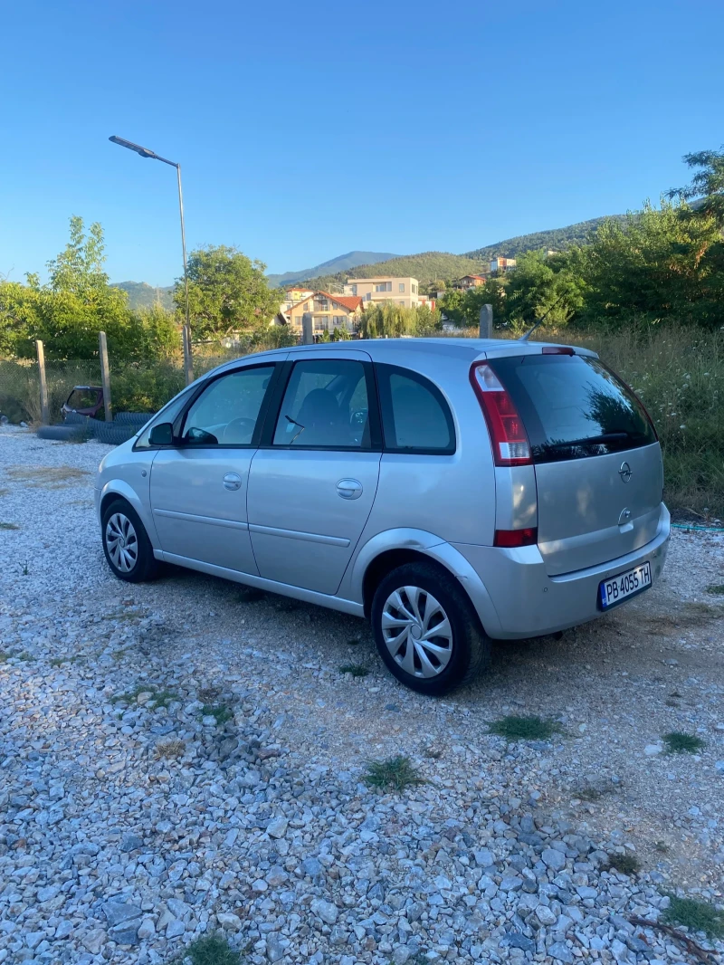 Opel Meriva 1.8 i 125 кс, снимка 7 - Автомобили и джипове - 45402913