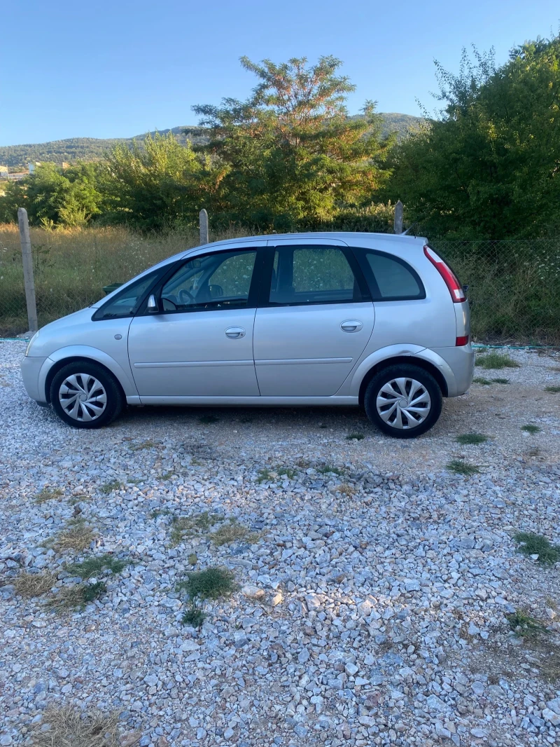 Opel Meriva 1.8 i 125 кс, снимка 8 - Автомобили и джипове - 45402913