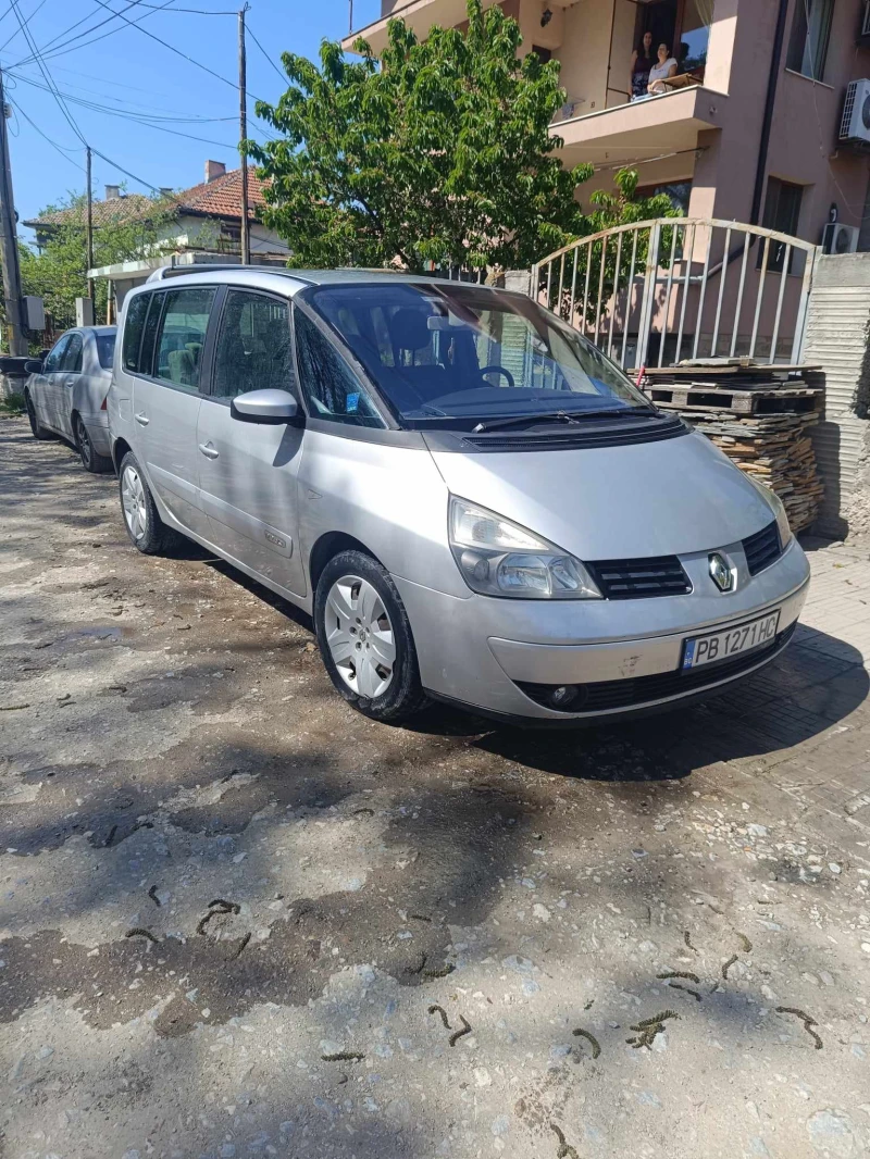 Renault Espace 2.2dCi. 7 местен, снимка 2 - Автомобили и джипове - 47637359