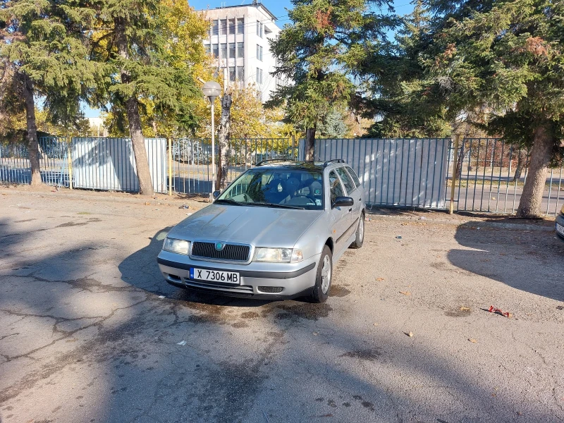 Skoda Octavia, снимка 5 - Автомобили и джипове - 47910924