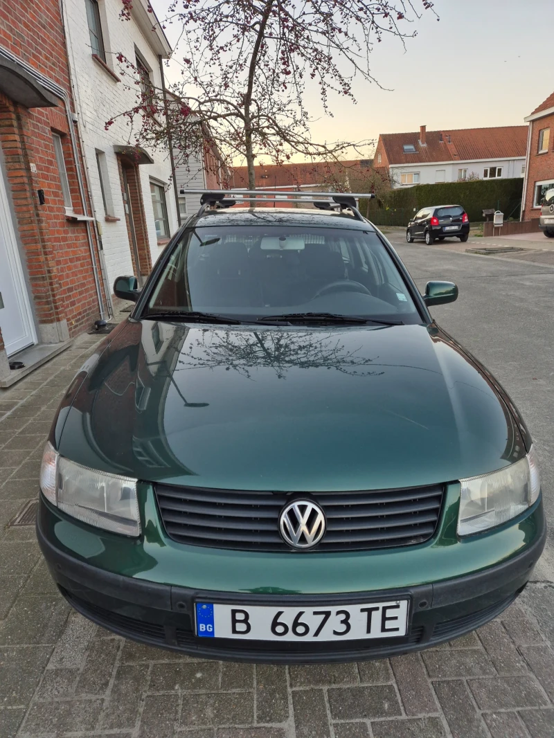 VW Passat, снимка 12 - Автомобили и джипове - 49551893