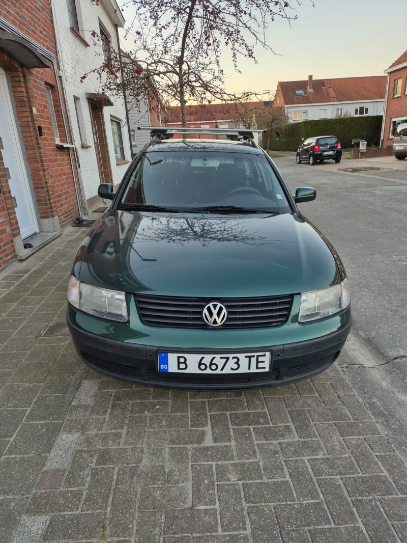 VW Passat, снимка 2 - Автомобили и джипове - 49551893