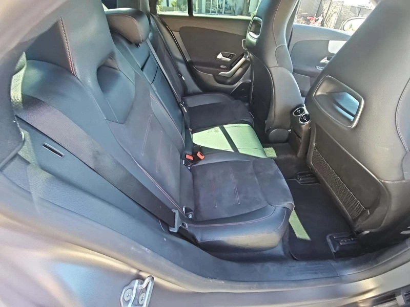 Mercedes-Benz CLA 350 AMG, снимка 11 - Автомобили и джипове - 52404150