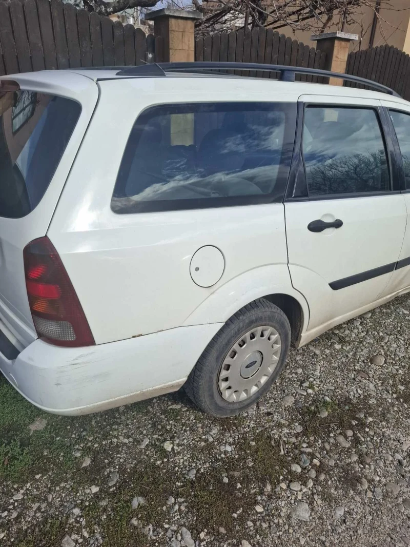 Ford Focus Комби, снимка 4 - Автомобили и джипове - 52557486