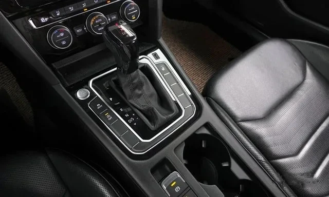 VW Arteon 2.0TDI 190к.с. ВИДЕО  - изображение 8