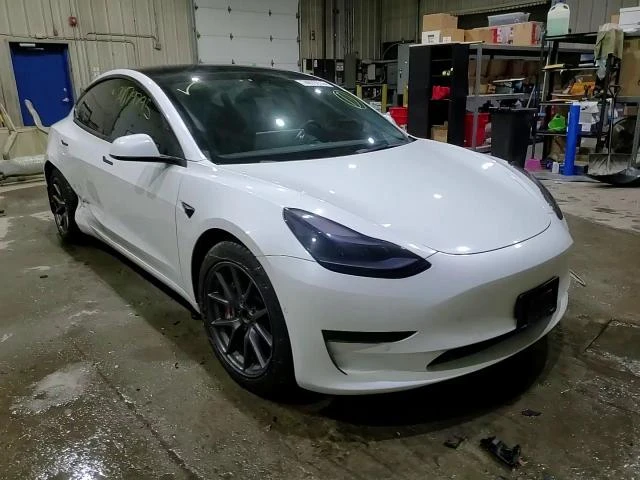Tesla Model 3, снимка 13 - Автомобили и джипове - 54198074