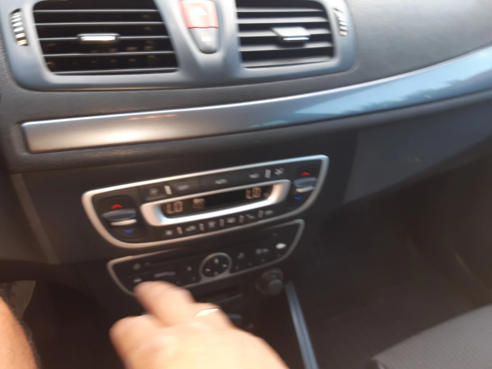 Renault Megane 1.5DCI   GTline | Mobile.bg — изображение 15