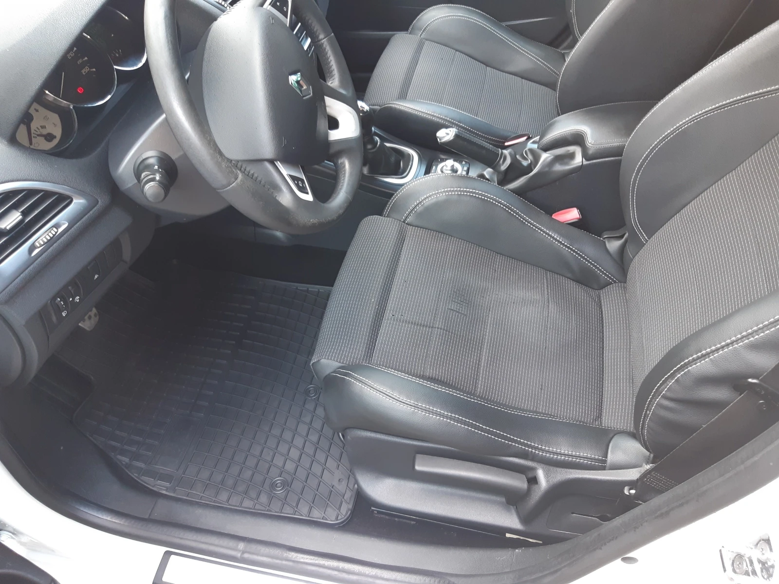 Renault Megane 1.5DCI   GTline | Mobile.bg — изображение 11