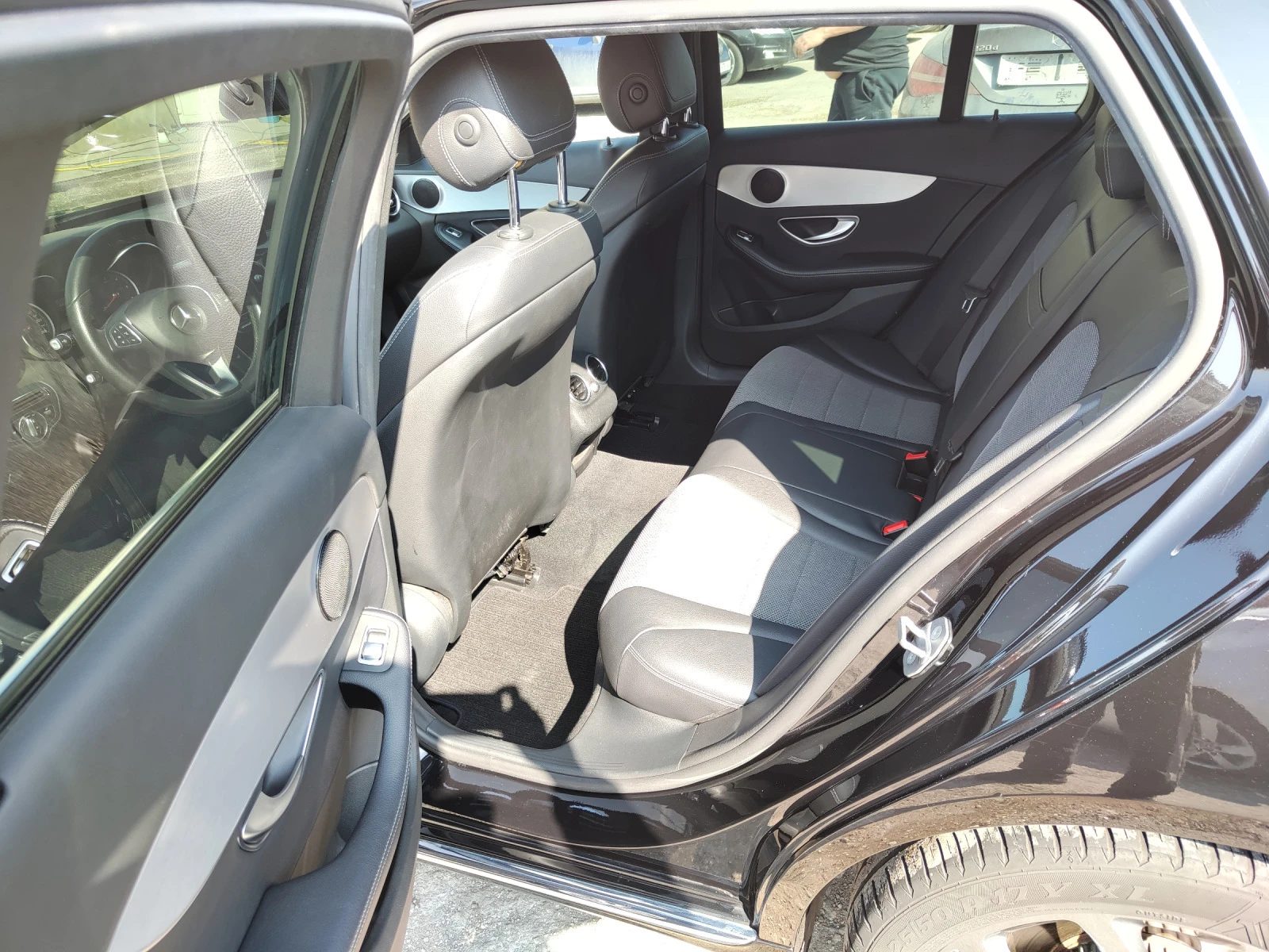 Mercedes-Benz C 200 | Mobile.bg — изображение 12