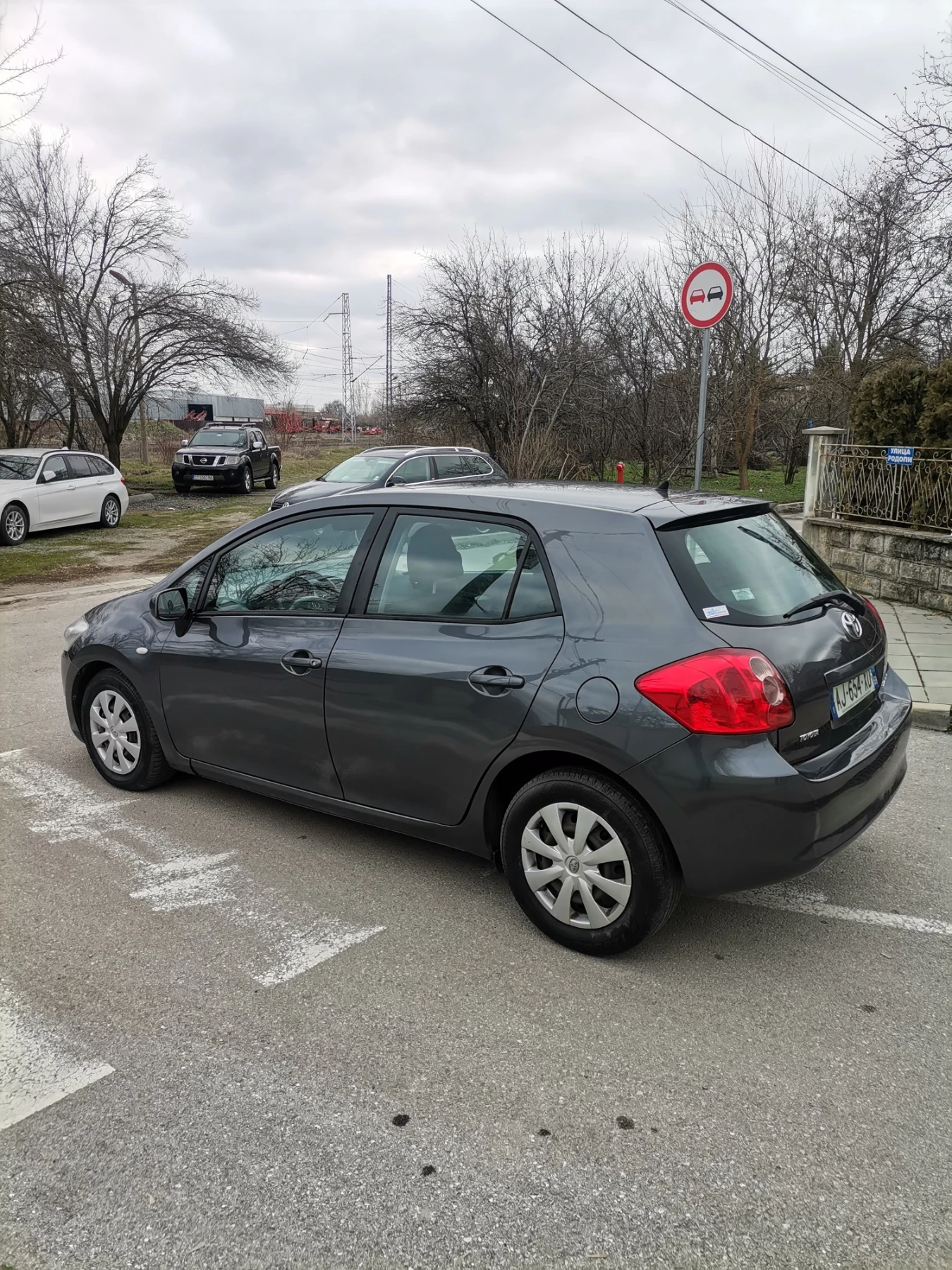 Toyota Auris 1.4 D4D 90к.155х.км - изображение 6