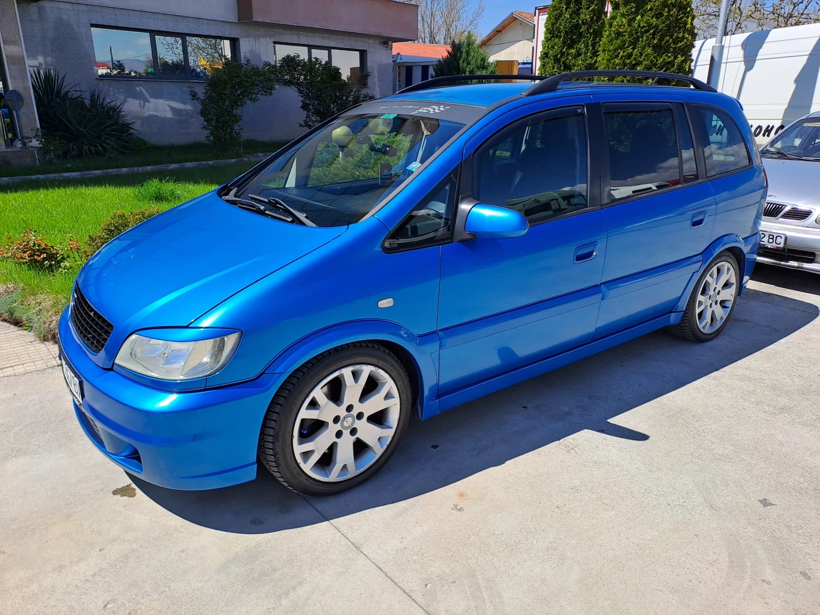 Opel Zafira  - изображение 2