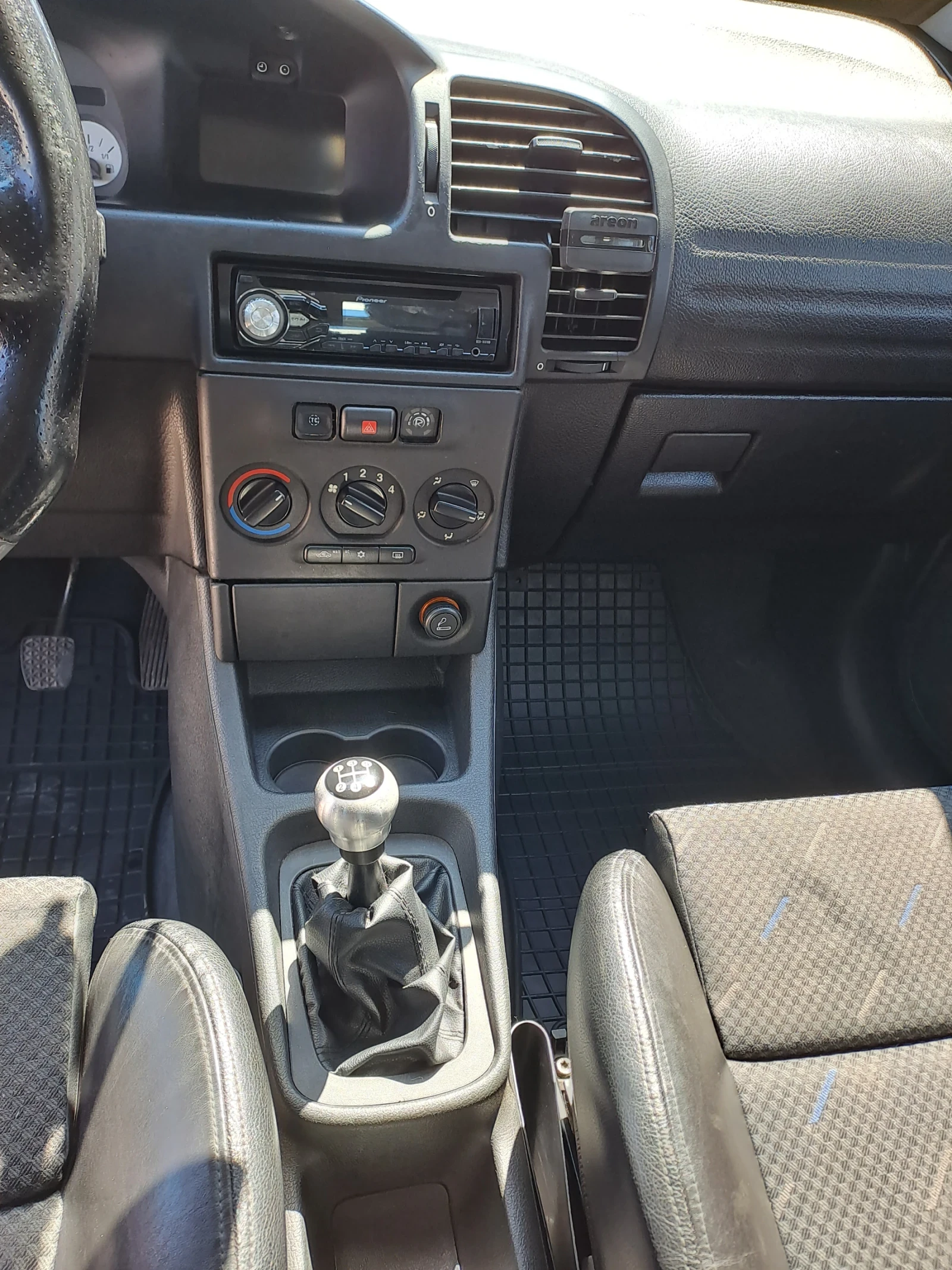 Opel Zafira  - изображение 6