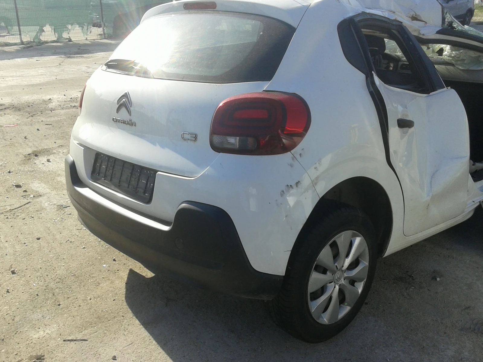 Citroen C3 1, 2i - изображение 3