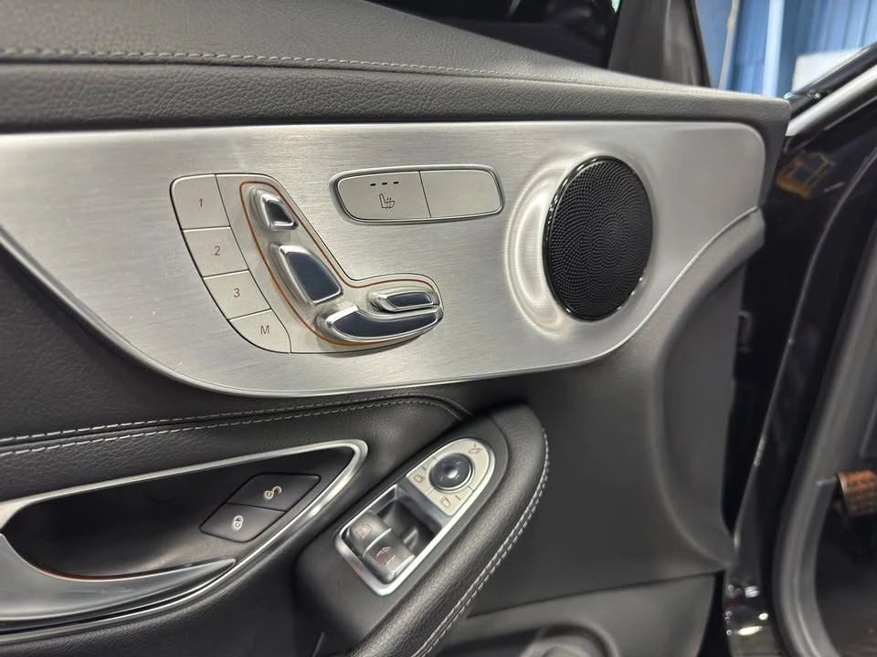 Mercedes-Benz C 300 4MATIC * * CARFAX * * АВТОКРЕДИТ * *  - изображение 9