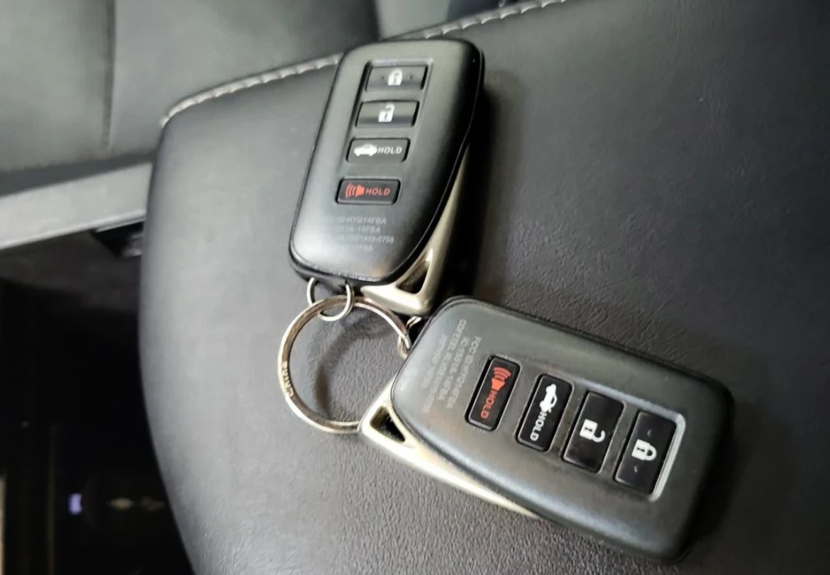 Lexus GS 350 F-SPORT * * CARFAX * * АВТО КРЕДИТ * *  - изображение 9