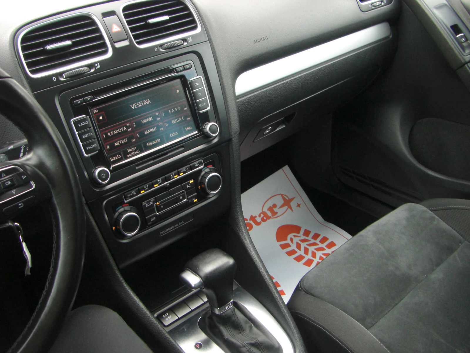 VW Golf 1.4TSI High Line NAVI AVTOMAT, снимка 12 - Автомобили и джипове - 53913569