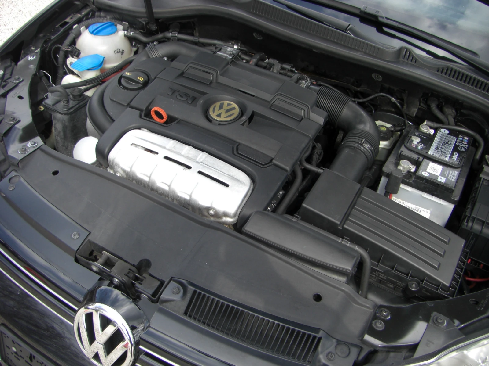 VW Golf 1.4TSI High Line NAVI AVTOMAT, снимка 17 - Автомобили и джипове - 53913569