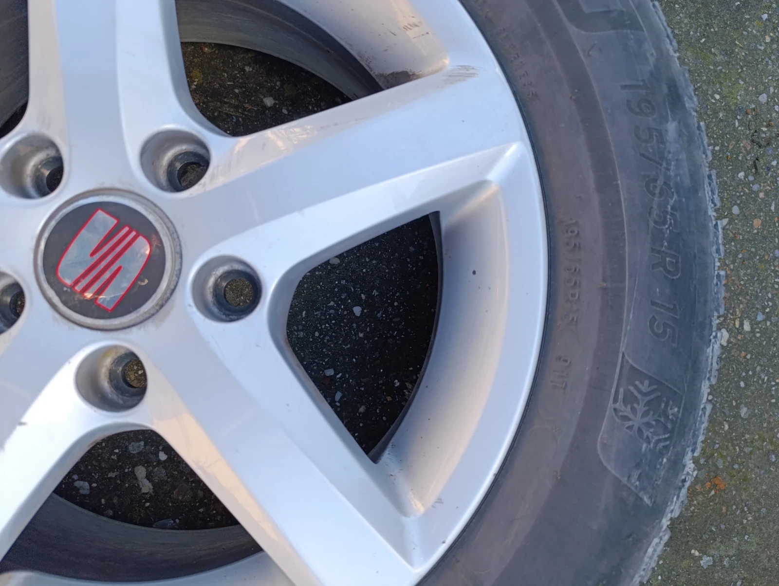 Seat Leon, снимка 11 - Автомобили и джипове - 54583281