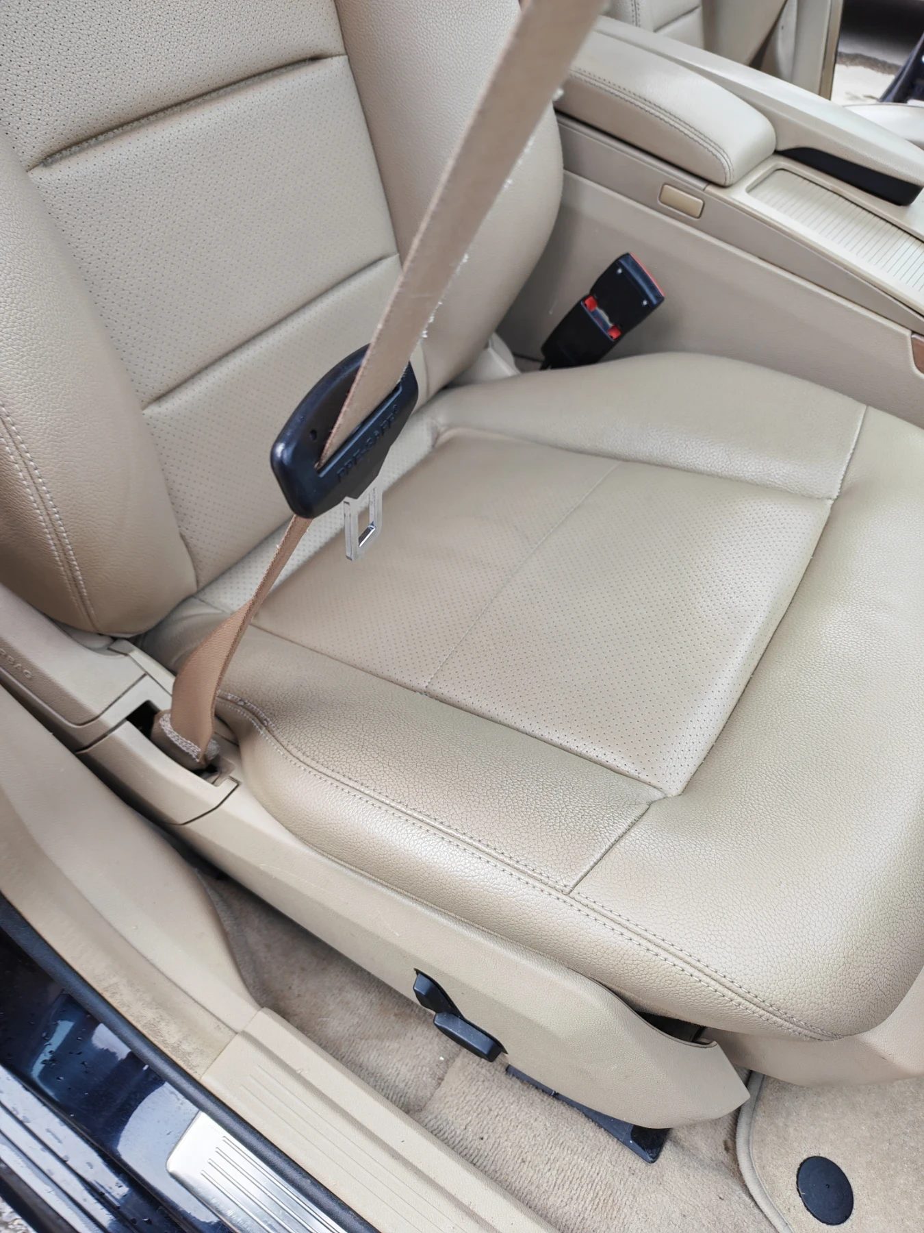 Mercedes-Benz E 220, снимка 14 - Автомобили и джипове - 55193758