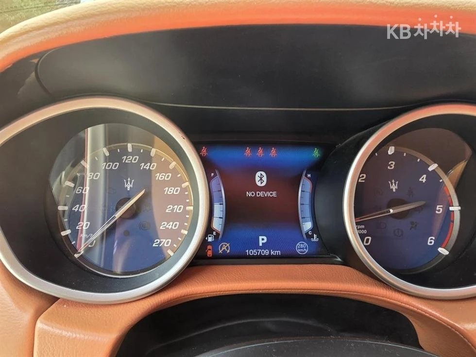 Maserati Ghibli SPORT + CAMERA PANORAMA FULL, снимка 9 - Автомобили и джипове - 55516077