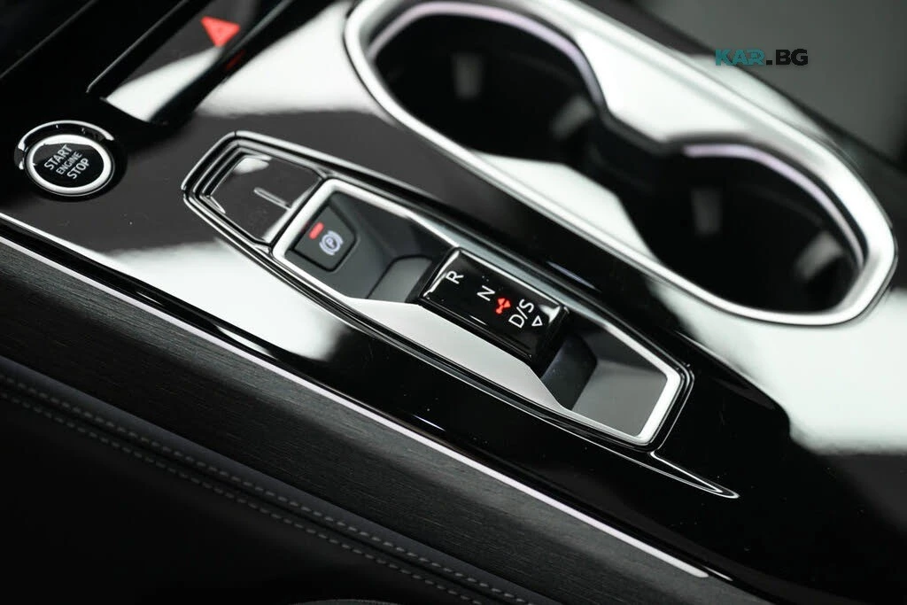 Audi A6 QUATTRO* PROGRESSIV* B&O* PANO* 360* HUD* FULL* , снимка 10 - Автомобили и джипове - 55901162