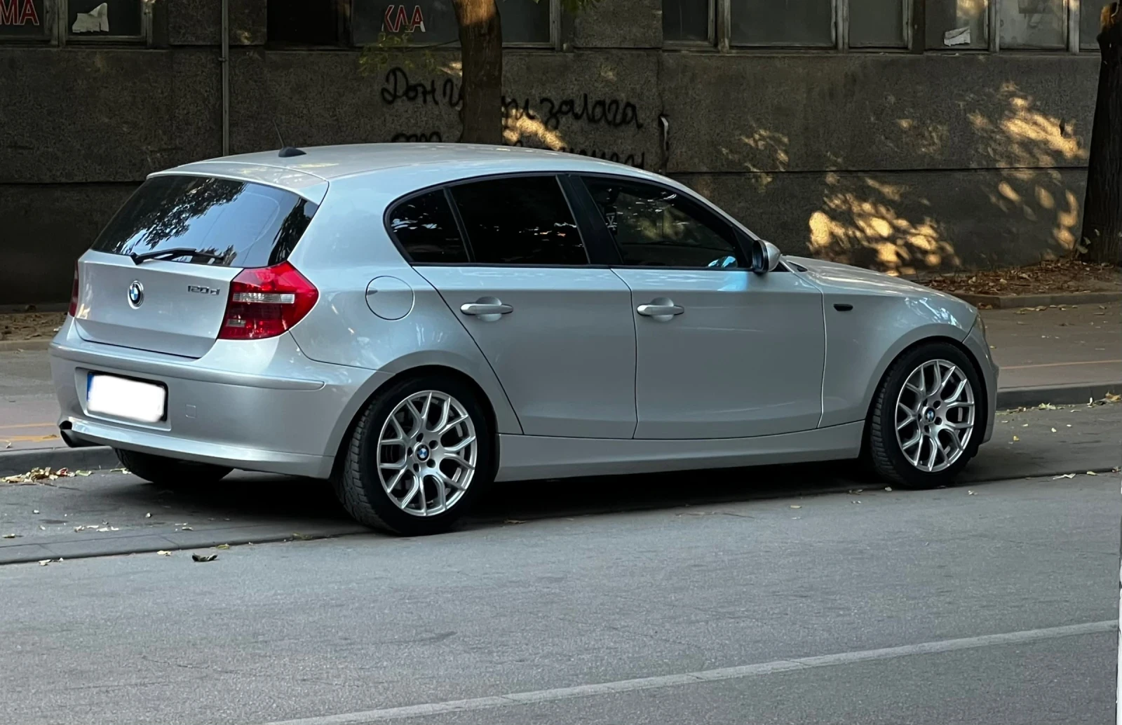 BMW 120 120d, снимка 2 - Автомобили и джипове - 56136618