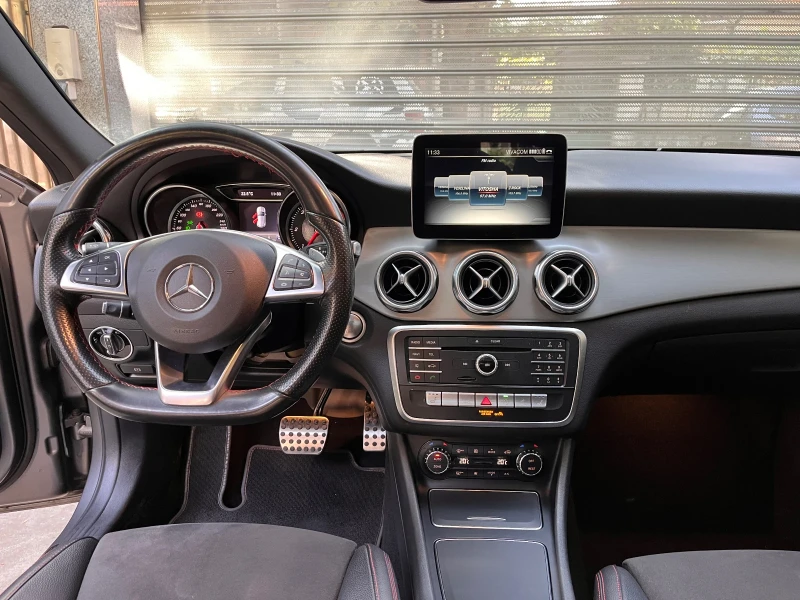 Mercedes-Benz GLA 220 AMG Панорама Fasition, снимка 7 - Автомобили и джипове - 49488292