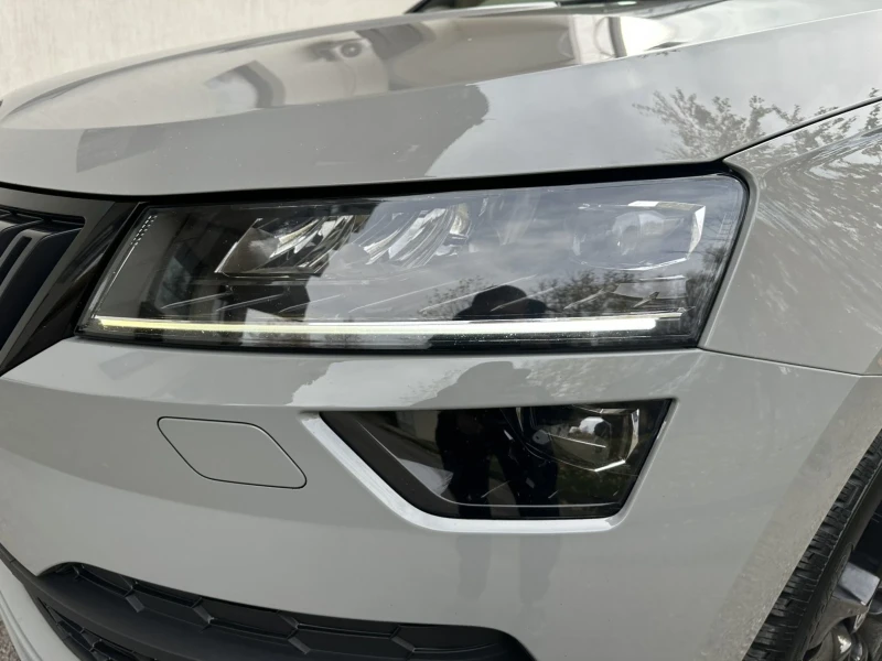 Skoda Karoq 1.5TSI, снимка 15 - Автомобили и джипове - 52393606