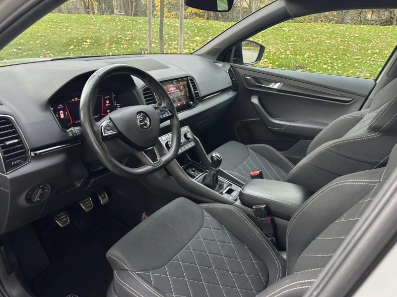 Skoda Karoq 1.5TSI, снимка 9 - Автомобили и джипове - 52393606