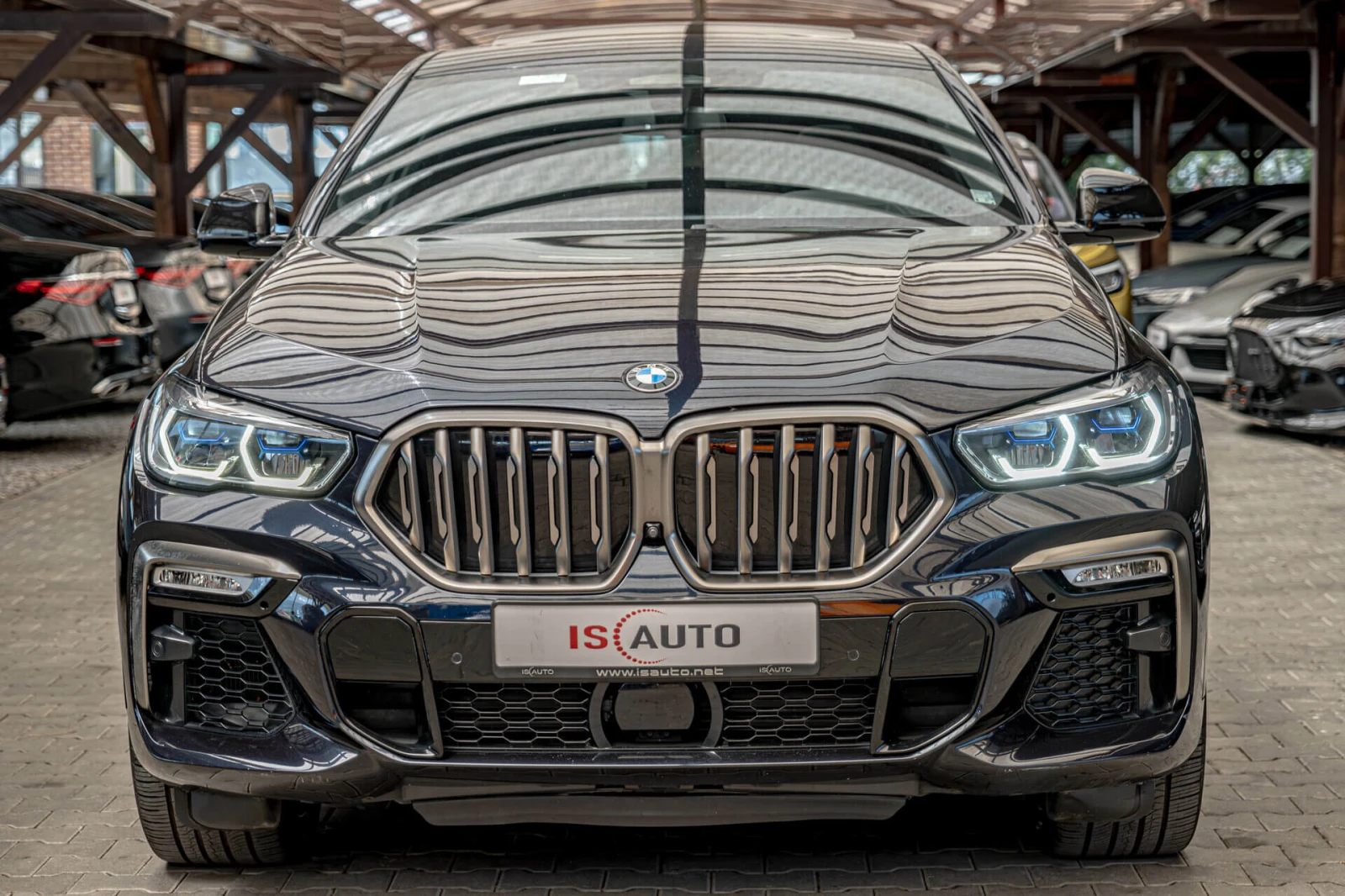 BMW X6 M50i/Harman Kardon/HuD/Панорама/Камера 360 - изображение 2