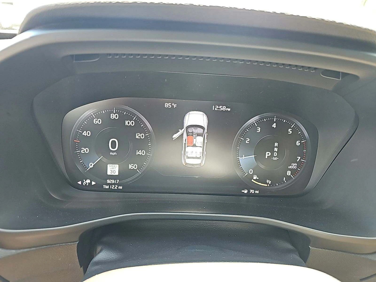 Volvo XC40 T5 Momentum - изображение 6