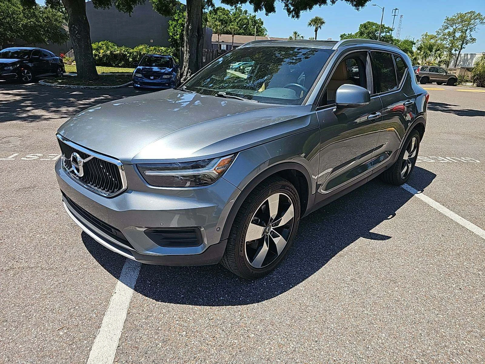 Volvo XC40 T5 Momentum - изображение 2