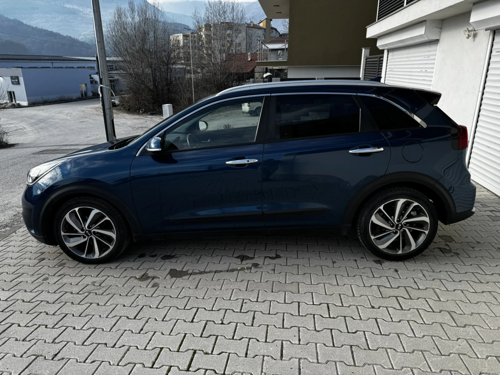 Kia Niro 1.6 Hybrid - изображение 7