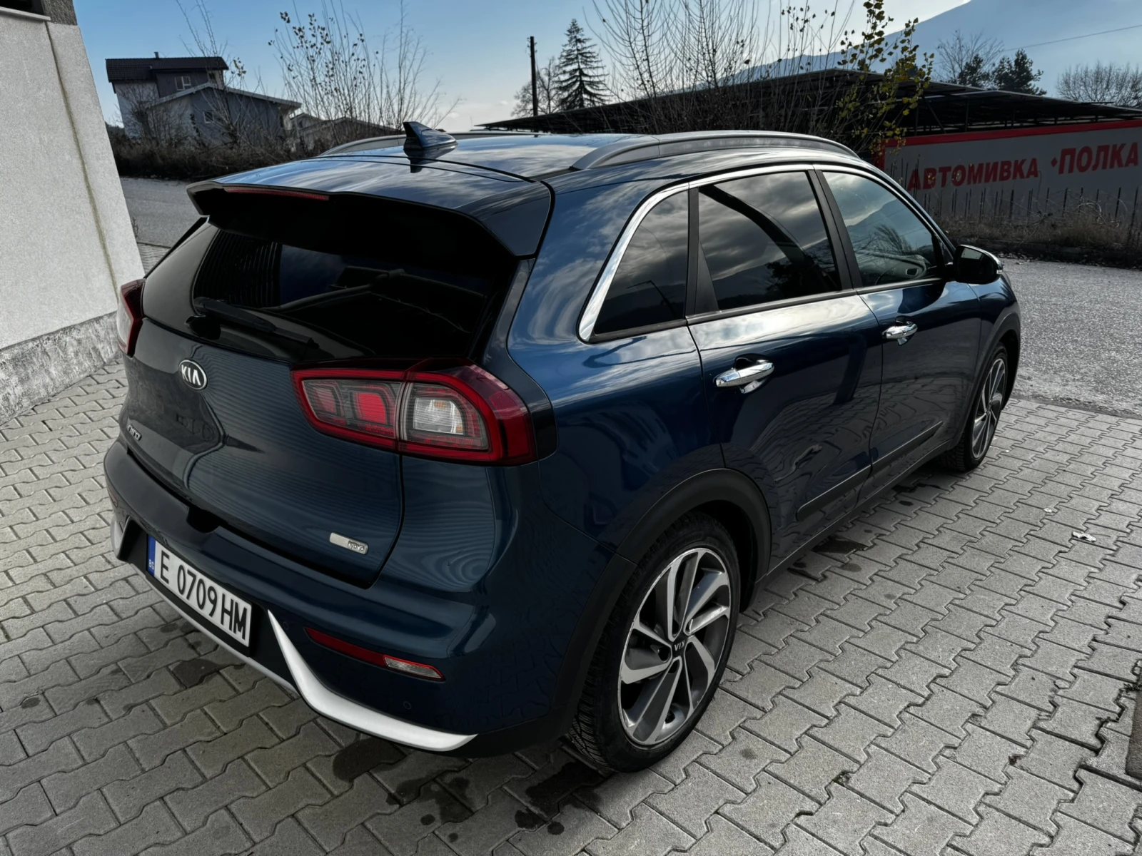 Kia Niro 1.6 Hybrid - изображение 5