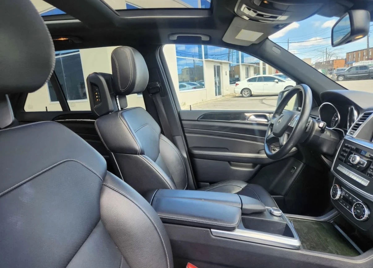 Mercedes-Benz ML 350 D * 360 КАМЕРА * ПОДГРЕВИ * НА ПРУЖИНИ * CARFAX * , снимка 8 - Автомобили и джипове - 54433378