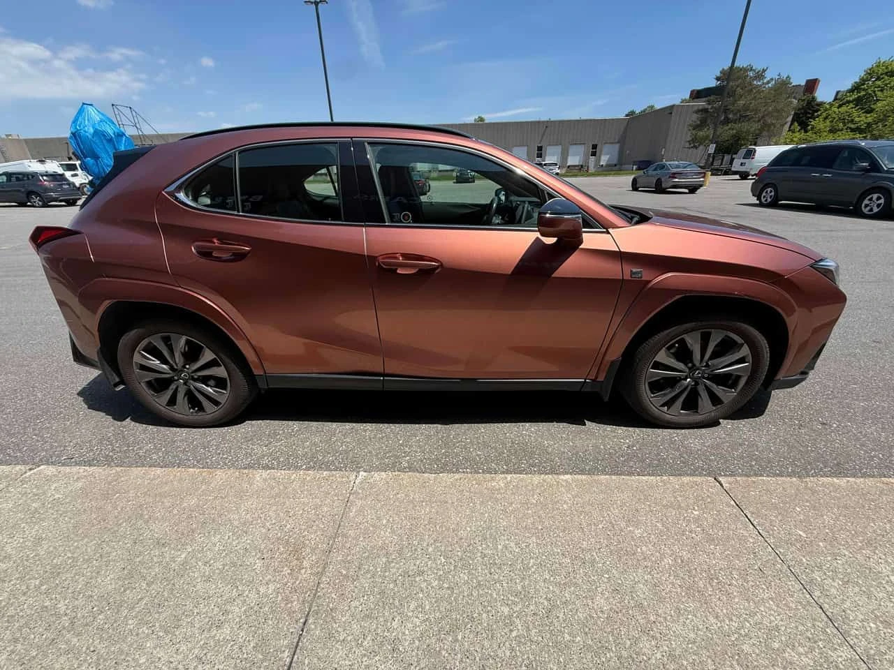 Lexus UX 300h CARFAX, снимка 3 - Автомобили и джипове - 54687740