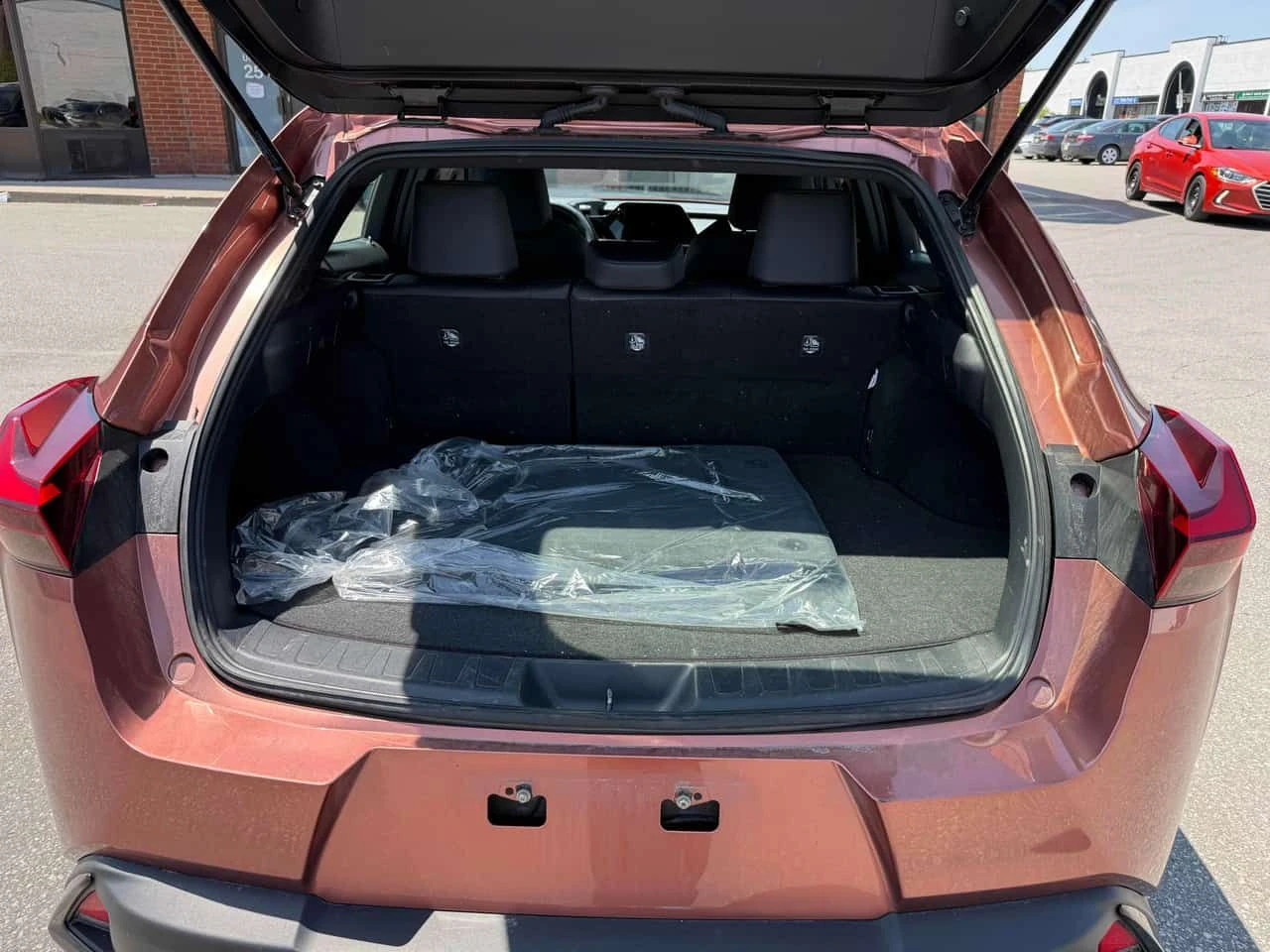 Lexus UX 300h CARFAX, снимка 12 - Автомобили и джипове - 54687740