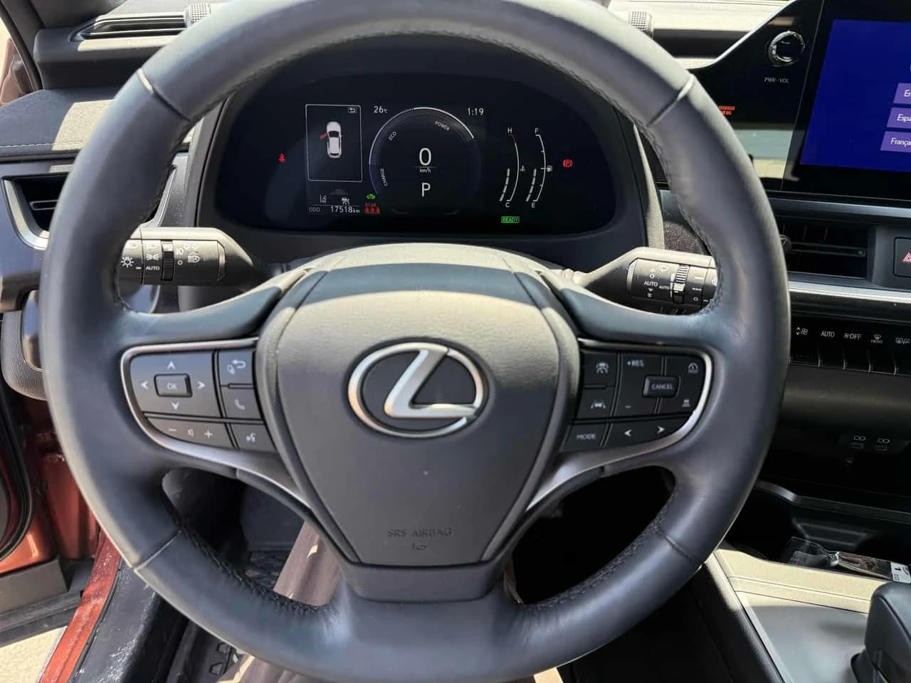 Lexus UX 300h CARFAX, снимка 8 - Автомобили и джипове - 54687740