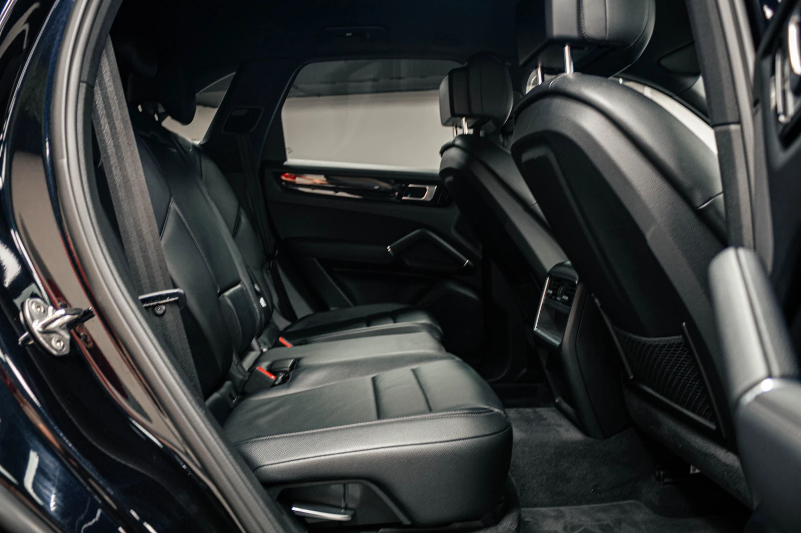 Porsche Cayenne 3.0 V6 Sport Chrono Package, снимка 15 - Автомобили и джипове - 54729125
