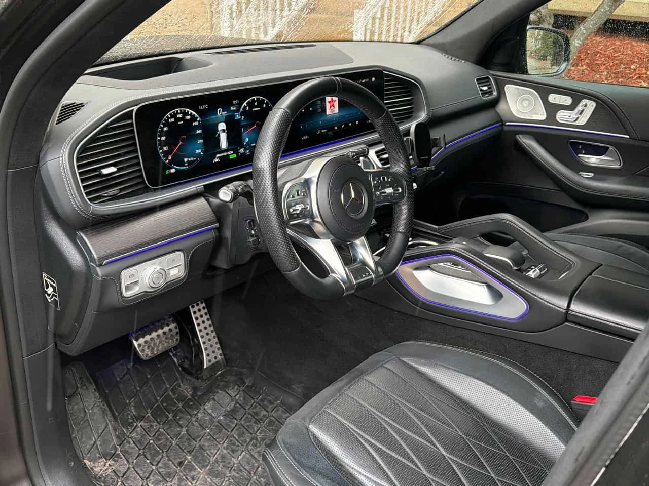 Mercedes-Benz GLS 63 AMG ДИСТРОНИК * 360 * BURMESTER * PANO * ОБДУХВАНЕ, снимка 5 - Автомобили и джипове - 55015364