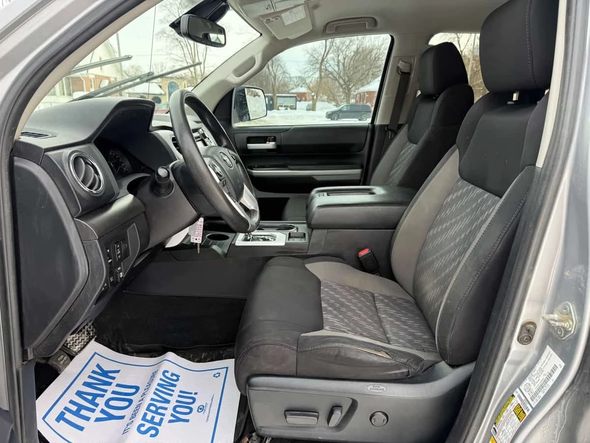 Toyota Tundra * 4x4 Double Cab SR5 Plus 5.7L * , снимка 7 - Автомобили и джипове - 55048195