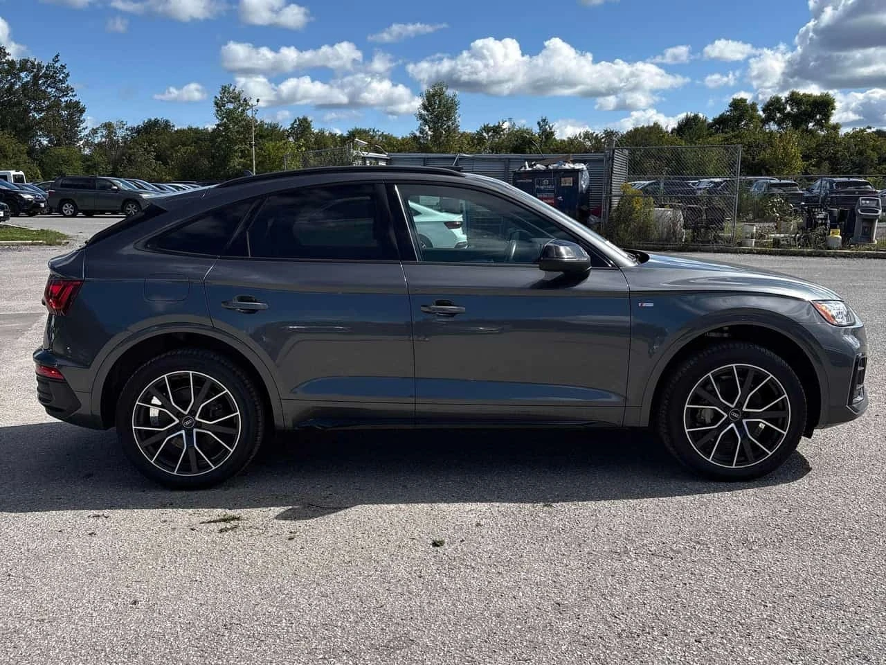 Audi Q5 Progressiv Sportback | OT ПРЕДСТАВИТЕЛСТВО НА AUDI, снимка 4 - Автомобили и джипове - 56742795