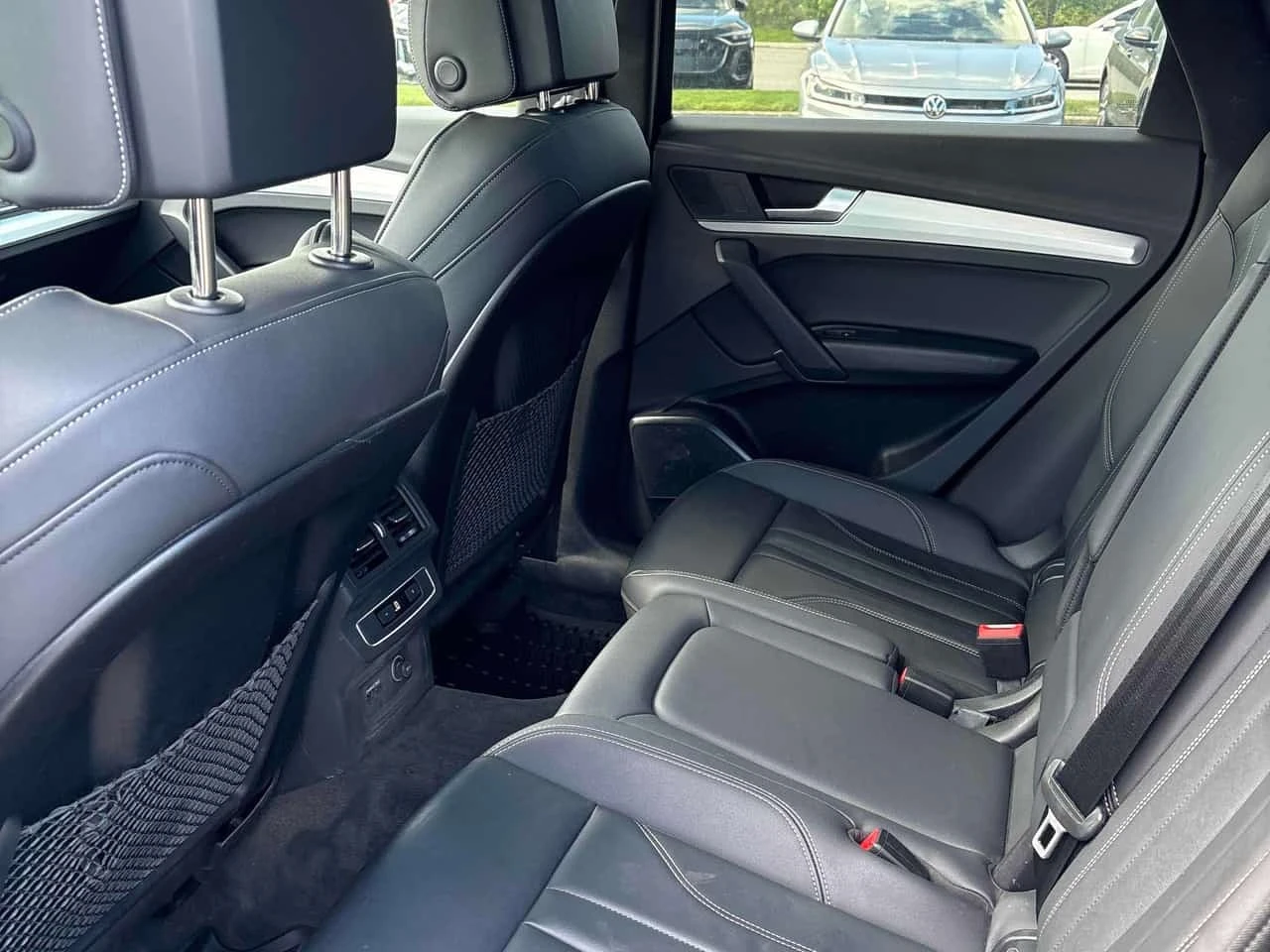 Audi Q5 Progressiv Sportback | OT ПРЕДСТАВИТЕЛСТВО НА AUDI, снимка 11 - Автомобили и джипове - 56742795
