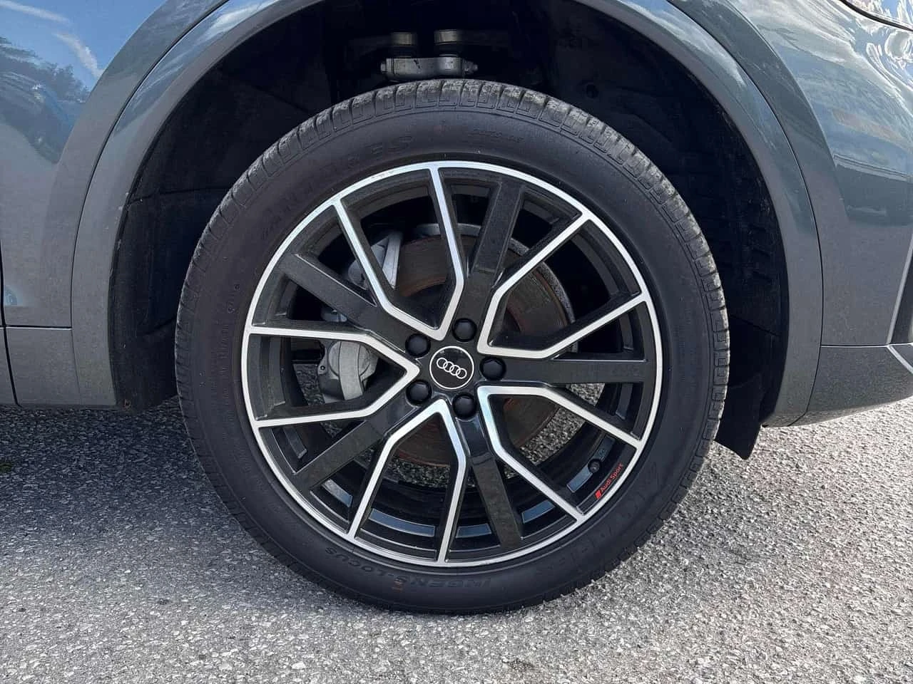 Audi Q5 Progressiv Sportback | OT ПРЕДСТАВИТЕЛСТВО НА AUDI, снимка 6 - Автомобили и джипове - 56742795