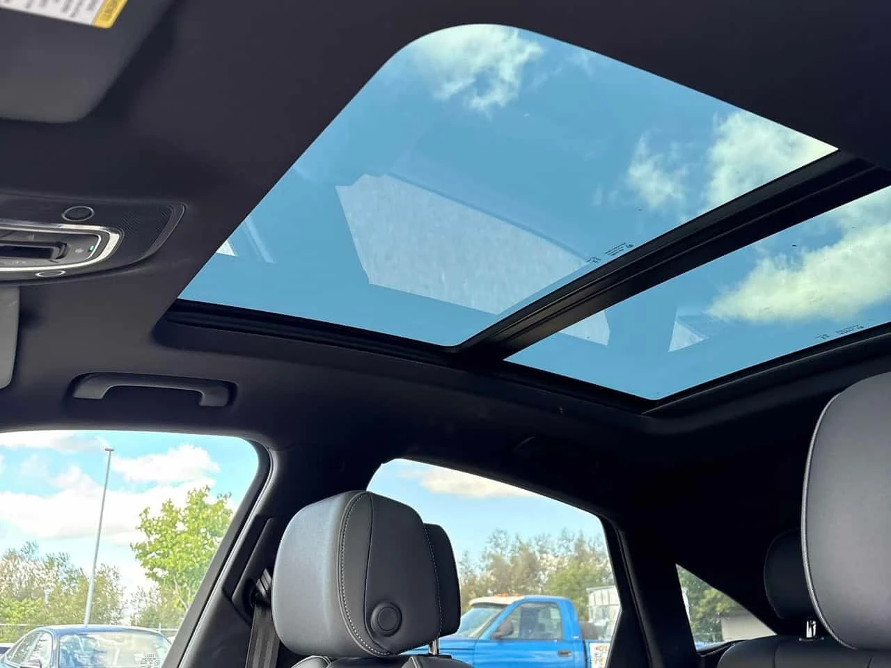 Audi Q5 Progressiv Sportback | OT ПРЕДСТАВИТЕЛСТВО НА AUDI, снимка 10 - Автомобили и джипове - 56742795