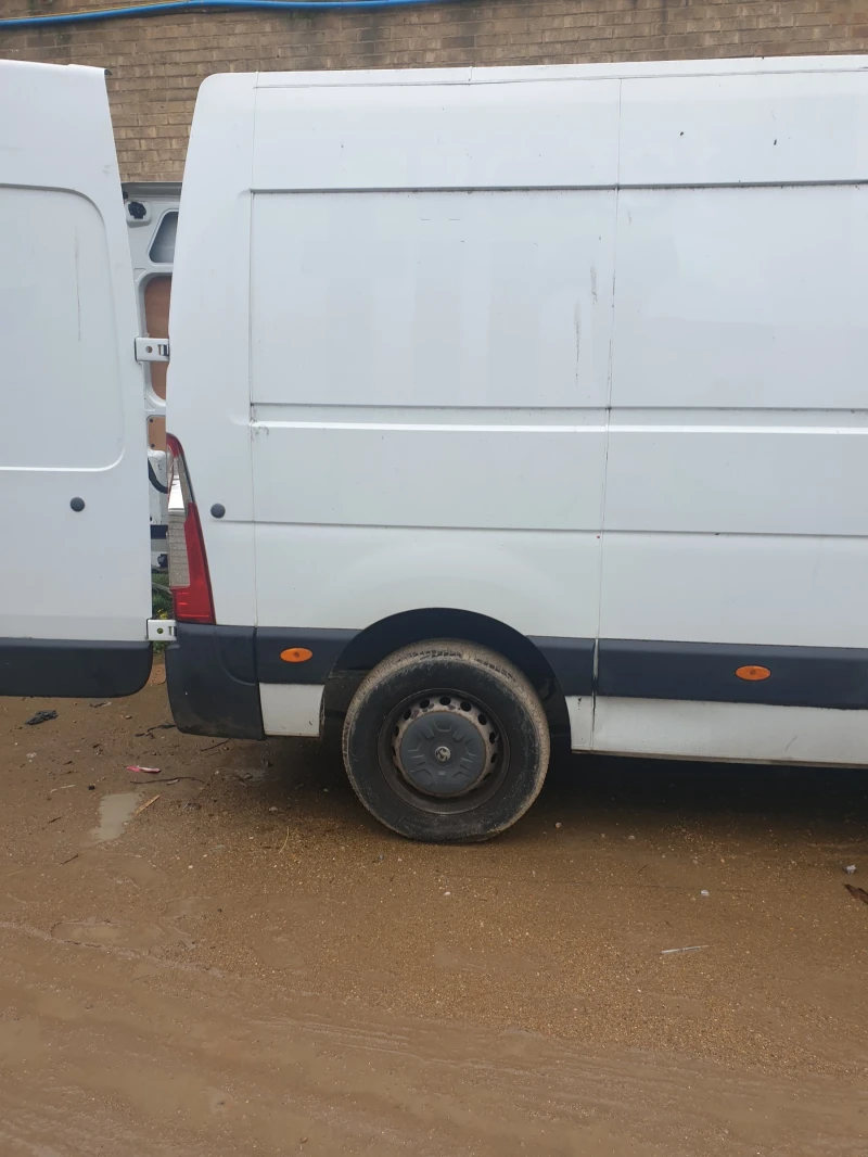 Opel Movano 2300tdi, снимка 4 - Бусове и автобуси - 48804309