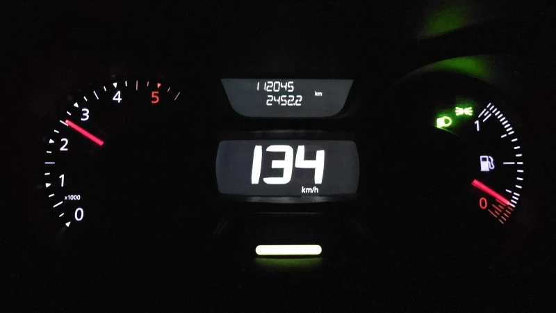 Renault Trafic 1.6 dCI XXL  - клима - темпомат , снимка 12 - Бусове и автобуси - 53208127