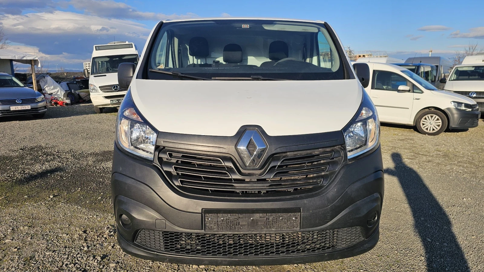 Renault Trafic 1.6 dCi ХХЛ - клима - темпомат  - изображение 2