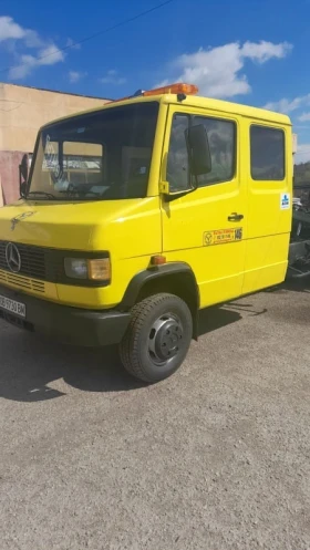 Mercedes-Benz 711, снимка 12